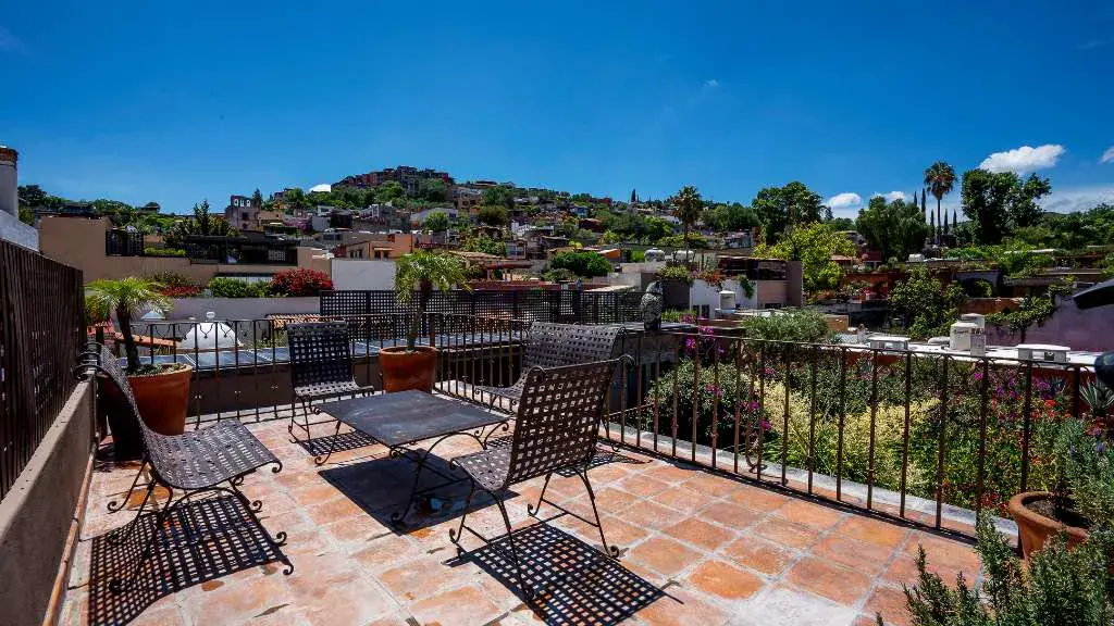 Casa Adelita, rooftop terrace with a view over the neighborhood, San Miguel de Allende