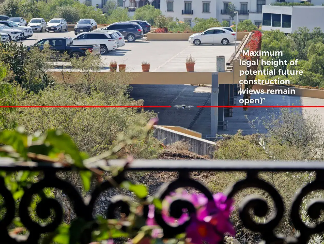 Casa Noche Magica, photo with a red line marking the maximum legal height of potential future construction, with views remaining open, San Miguel de Allende